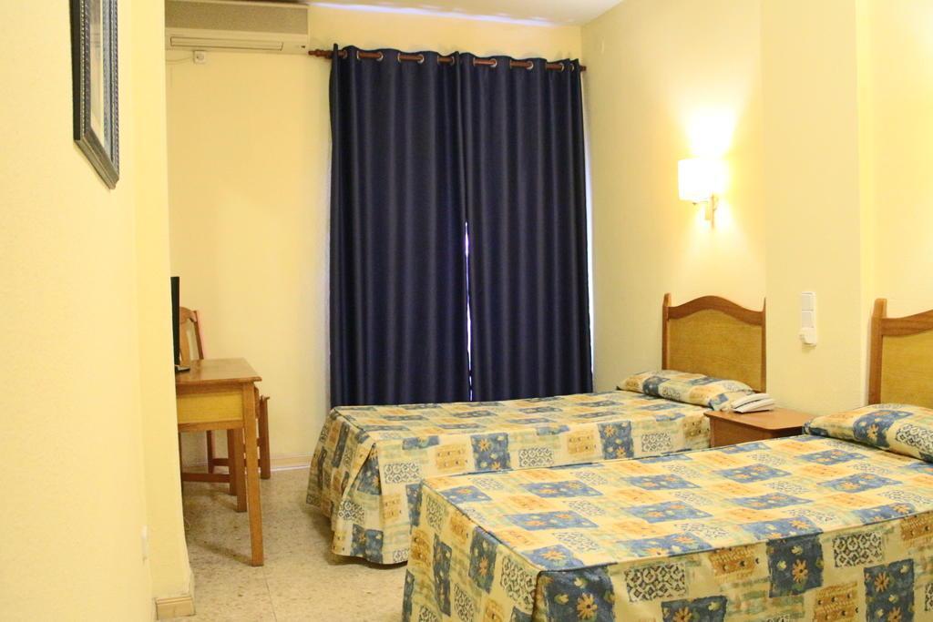 Hotel Internacional Benidorm Bagian luar foto
