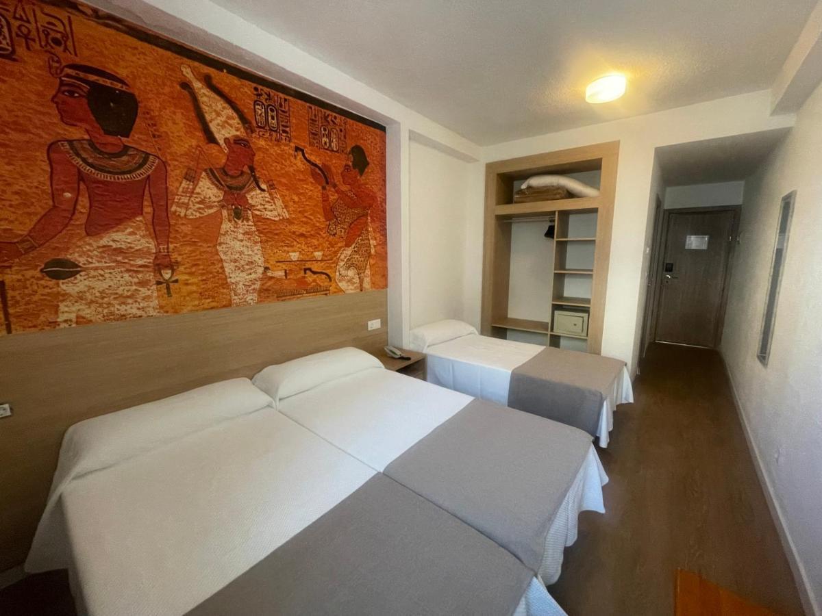 Hotel Internacional Benidorm Bagian luar foto