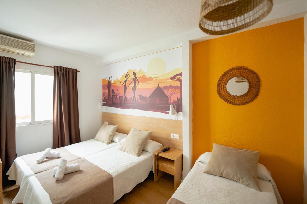 Hotel Internacional Benidorm Bagian luar foto