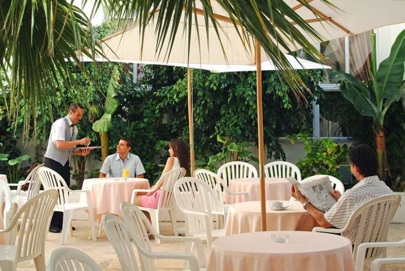 Hotel Internacional Benidorm Bagian luar foto